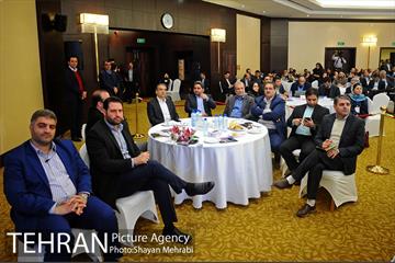 اجلاس معرفی فرصت های سرمایه گذاری شهر تهران با حضور شهردار تهران 4