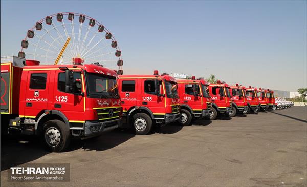رونمایی از تجهیزات جدید سازمان آتش نشانی تهران  36