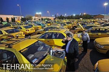 افطاری ساده تاکسی رانی در پایانه فرودگاه مهرآباد 19