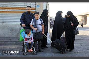 آیین بدرقه کاروان اعزامی اتوبوس های خادم الحسین (ع) 40