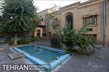 خانه موزه دکتر معین تهران 19
