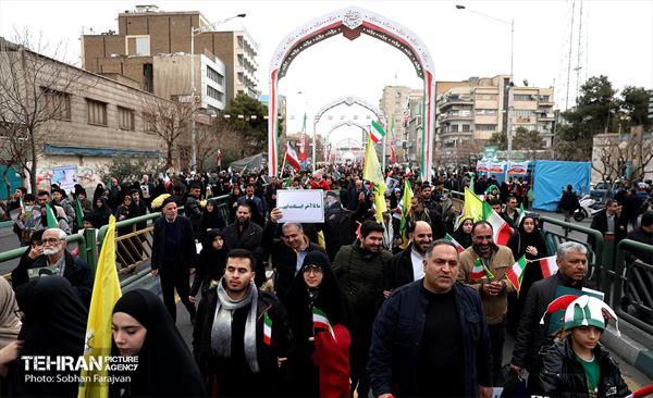 چهل‌و‌‌هفتمین جشن پیروزی انقلاب اسلامی - 3 24