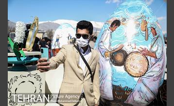 جشن تحویل سال ۱۴۰۰ در میدان آزادی  10