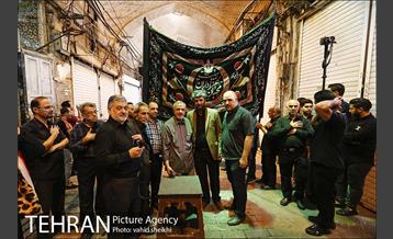 تهران گردی احمد مسجد جامعی به مناسبت روز مشروطه 35