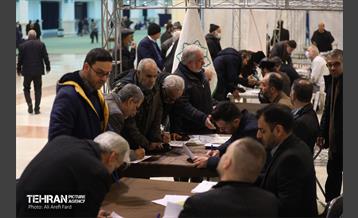 میز خدمت شهرداری تهران در نماز جمعه 19