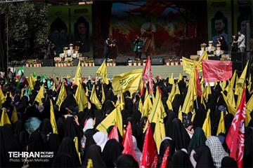 اجتماع «نوجوانان آرمانی، لشکر قدس»
