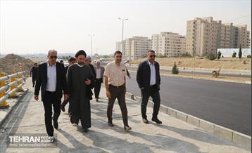 بازدید عضو شورای شهر از پروژه‌های منطقه ۲۲ 23