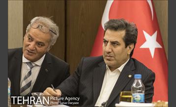 نشست شهرداران و مقامات شهری ایرانی و شهردار غازی آنتب 14