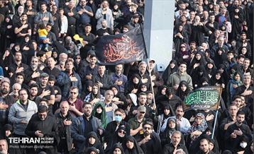 عزاداری شهادت امیرالمومنین (ع) در میدان امام حسین (ع) 44