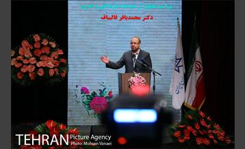 مراسم تجلیل از فعالیت های فرهنگی و هنری قالیباف 22