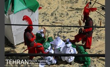 مراسم آتش زدن خیمه ها در ظهر عاشورا‎ 16