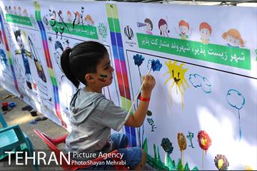 جشنواره طولانی ترین نقاشی کودکان 2