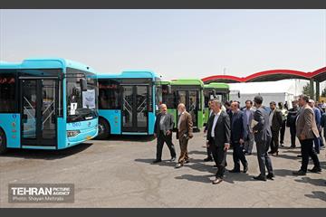 رونمایی از ۱۰۰ دستگاه اتوبوس ناوگان حمل و نقل عمومی شهر تهران 30