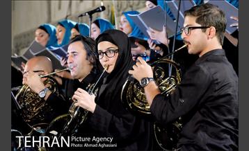 سمفونی ایثار و مقاومت در میدان مشق 23