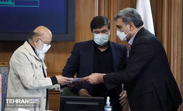 مراسم تودیع پیروز حناچی، شهردار سابق تهران در صحن شورای اسلامی  15