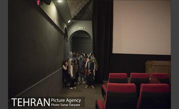 کودکان و زنان آسیب دیده به تماشای فیلم  یک سامورایی در برلین پرداختند 7