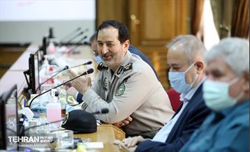 جلسه دکتر زاکانی با اعضای هیئت مدیره باغ موزه دفاع مقدس 24