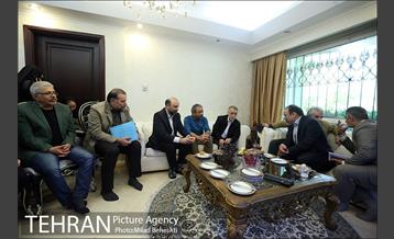 بازدید خبرنگاران از پشت صحنه سریال در جستجوی آرامش‎ 10