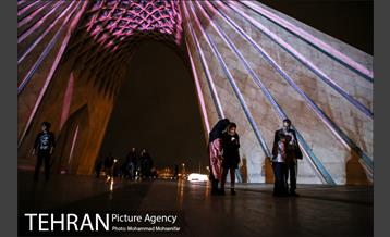 نور افشانی برج آزادی  12