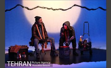 نمایش گورخواب ها 12