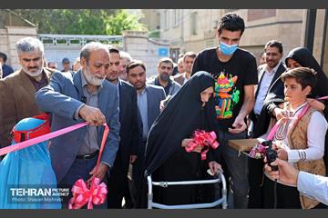 بهره‌برداری از بوستان ایران و مجموعه شهردخت منطقه 10 22