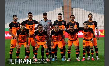 دیدار تیم های فوتبال استقلال و مس رفسنجان 7