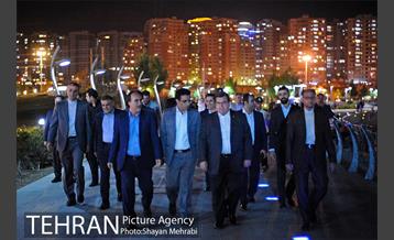 بازدید شهردار مونترال از دریاچه شهدای خلیج فارس(دریاچه چیتگر) 2