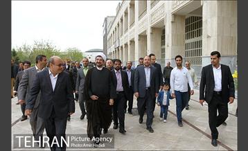 بازدید شهردار تهران از نمایشگاه نوروزی عطر یاس و مرکز اسکان نوروزی منطقه ۲۰ 23