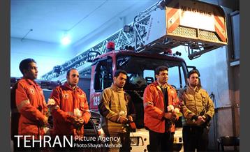 همدردی مردم با آتش نشانان-2