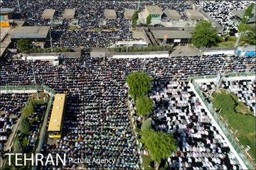 نماز عید فطر به امامت رهبر انقلاب 24