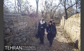 تور عکاسی آژانس عکس تهران در محله کن و سولقان 16
