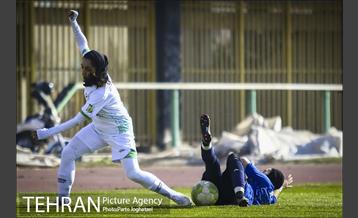 دیدار فوتبال زنان بین ذوب آهن و البرز 2