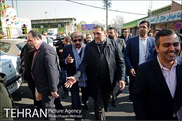 بازدید شهردار تهران از بازار میوه و تره بار جلال آل احمد 17