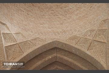 بازدید معماران از مجموعه تاریخی اتحادیه و پروژه بازآفرینی ساختمان بلدیه 34