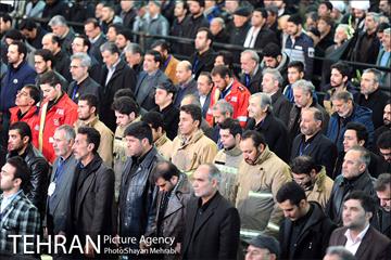 تشییع شهدای آتش نشان در شبستان مصلی 10