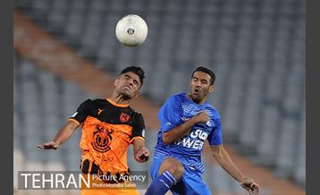 دیدار تیم های فوتبال استقلال و مس رفسنجان 30