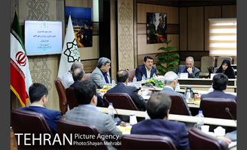 بیست و سومین جلسه شوراى معاونین، مشاورین و شهرداران مناطق ٢٢ گانه شهردارى تهران 6