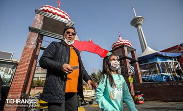 استقبال مسافران نوروزی از برج میلاد تهران  6