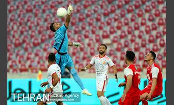 دیدار تیم های فوتبال پرسپولیس و شهر خودرو  18