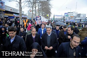 حضور شهردار تهران در راهپیمایی یوم الله 22 بهمن 14