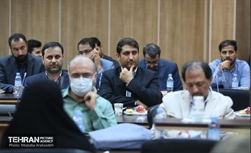 دیدار شهردار تهران با نخبگان منطقه 13