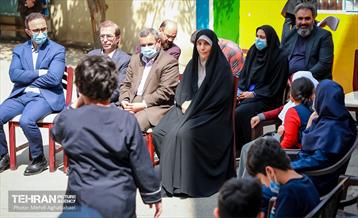 مراسم تقدیر از معلمان مدرسه کودکان اتیسم 9