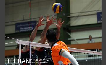 دیدار تیم های والیبال سایپا تهران و خاتم اردکان