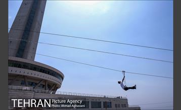 افتتاح زیپ لاین و پل معلق برج میلاد 21