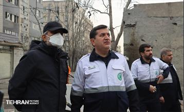 بازدید نمایندگان مجلس از نقاط آسیب دیده از جنگ در منطقه۴ 22