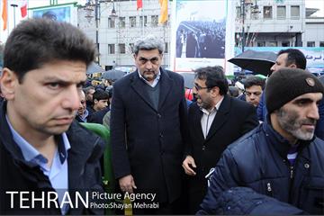 حضور شهردار تهران در راهپیمایی یوم الله 22 بهمن 9