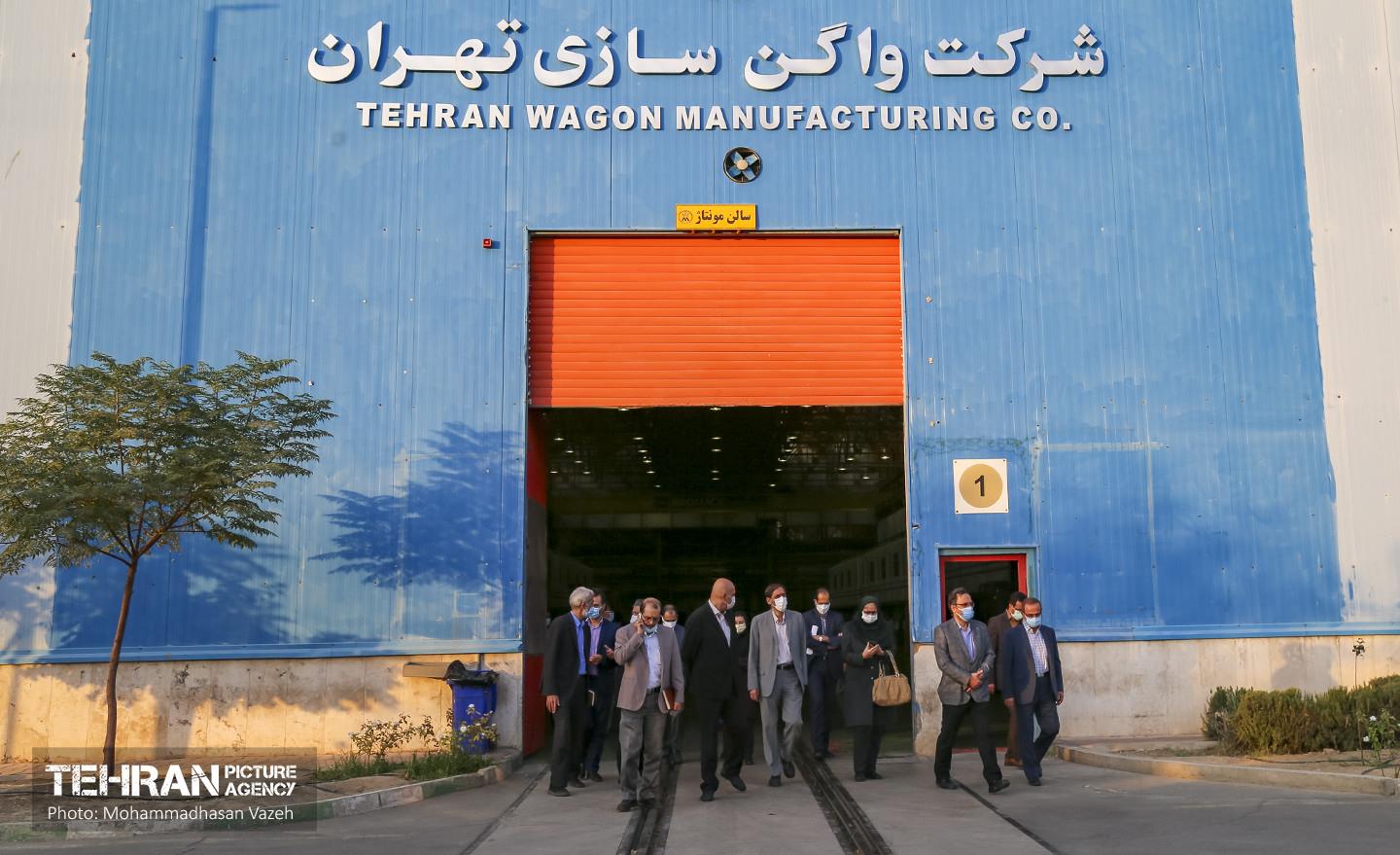 بازدید نمایندگان وزارت کشور از کارخانه واگن سازی تهران 12
