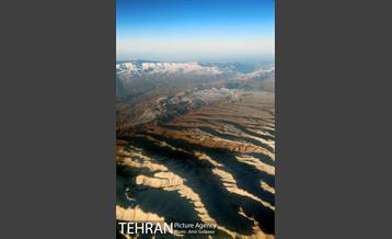 بر فراز ابرها‎ 12