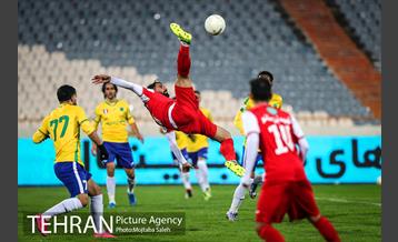 دیدار تیم های فوتبال پرسپولیس و صنعت نفت 6