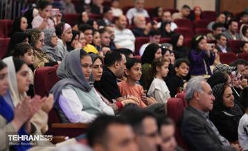 آئین تجلیل از پرستاران فعال در جنگ 12 روزه تحمیلی 56